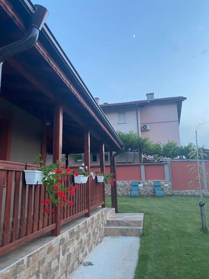 Къща За Гости Детелина - Лина Sapareva Bania Exterior foto